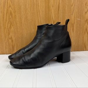 Everlane The Day Ankle Booties Black Leather Heeled Boots Size 8